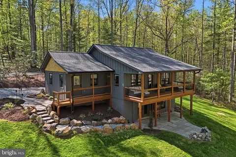 677 Weaver Hollow Rd, Banco, VA 22711
