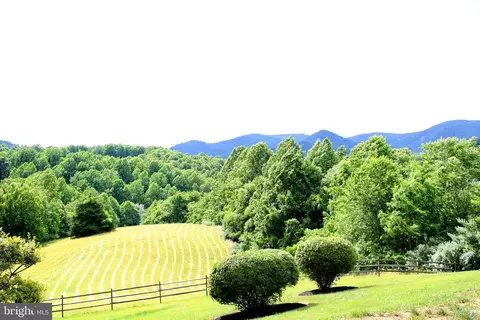 4028 S F T Valley Rd S, Etlan, VA 22719