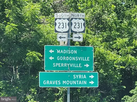 2303 W Hoover Rd W, Haywood, VA 22722