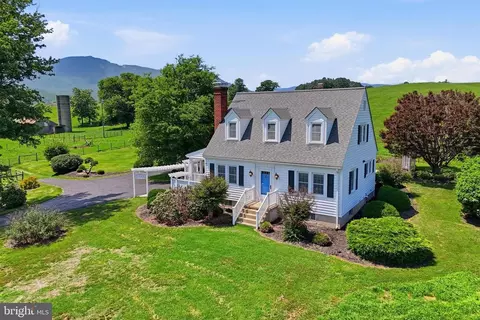 6117 S F T Valley Rd S, Etlan, VA 22719