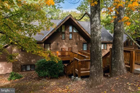 762 Laurelwood #762, Nellysford, VA 22958
