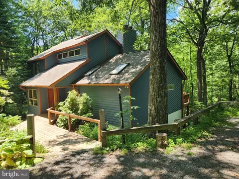 21 Split Rock Trl, Roseland, VA 22967