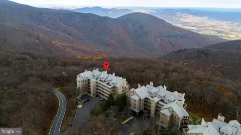 1933 High Ridge Pl, Roseland, VA 22967