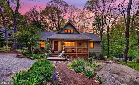 22 Deer Springs Ln, Nellysford, VA 22958