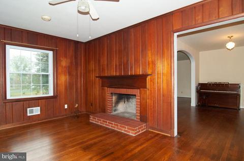 350 E Main St, Orange, VA 22960 photo 8