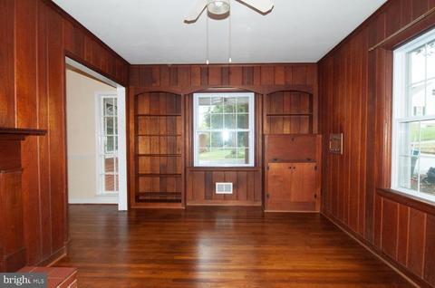 350 E Main St, Orange, VA 22960 photo 11