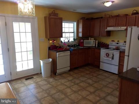 9372 Stonegate Ln, Rhoadesville, VA 22542 photo 1