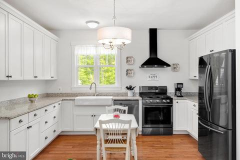 10231 Grasty Gold Mine Rd, Rhoadesville, VA 22542 photo 11