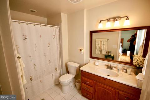 9170 Grasty Goldmine Rd, Rhoadesville, VA 22542 photo 3