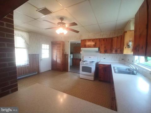 25447 Lafayette Dr, Rhoadesville, VA 22542 photo 5