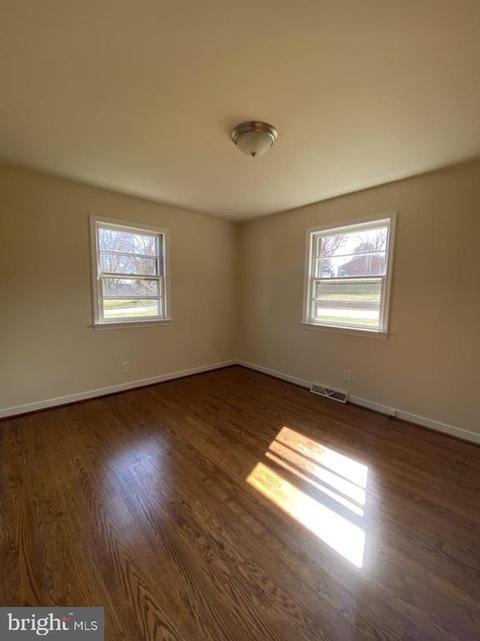 197 Marshall St, Orange, VA 22960 photo 10