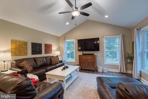 7404 Vermont Rd, Rhoadesville, VA 22542 photo 9