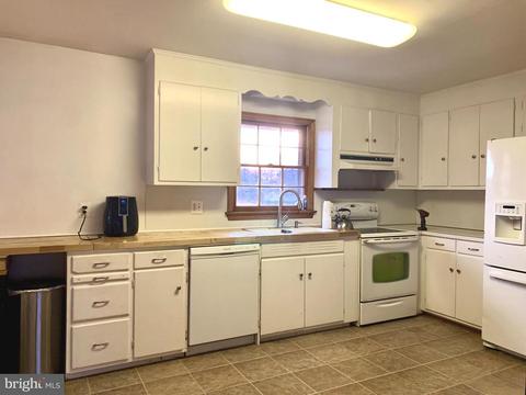 26136 Lafayette Dr, Rhoadesville, VA 22542 photo 10