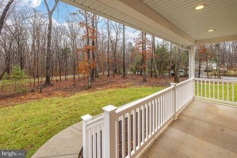 8569 Wilderness Woods Ln, Rhoadesville, VA 22542 photo 2