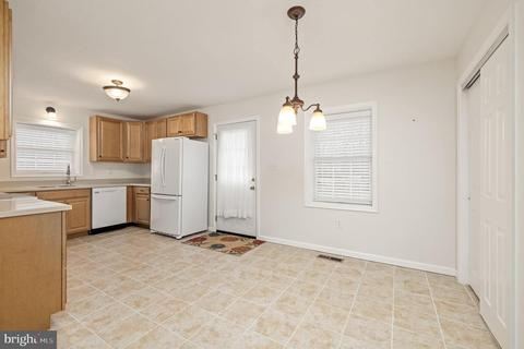 8569 Wilderness Woods Ln, Rhoadesville, VA 22542 photo 5