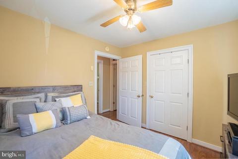 172 Byrd St, Orange, VA 22960 photo 32
