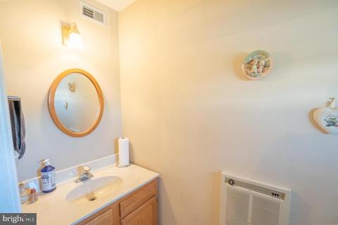 172 Byrd St, Orange, VA 22960 photo 63