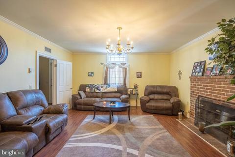 172 Byrd St, Orange, VA 22960 photo 5
