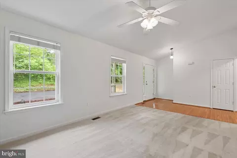 26401 Mountain View Dr, Rhoadesville, VA 22542 photo 6