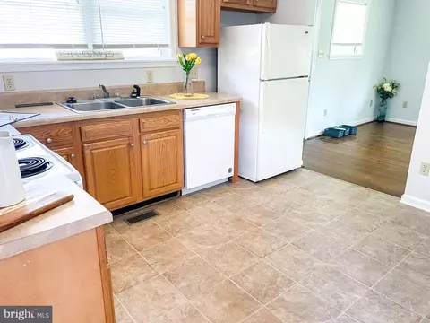 347 Berry St, Orange, VA 22960 photo 10