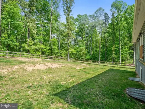8453 Swan Woods Rd, Rhoadesville, VA 22542 photo 23