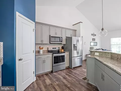 8453 Swan Woods Rd, Rhoadesville, VA 22542 photo 7