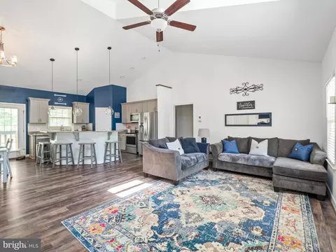 8453 Swan Woods Rd, Rhoadesville, VA 22542 photo 3