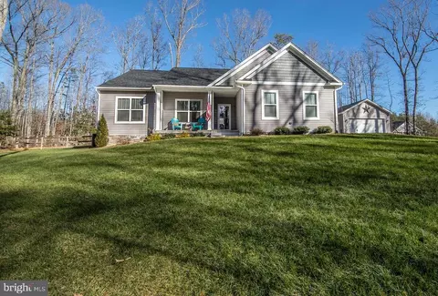 8483 Swan Woods Rd, Rhoadesville, VA 22542 photo 2