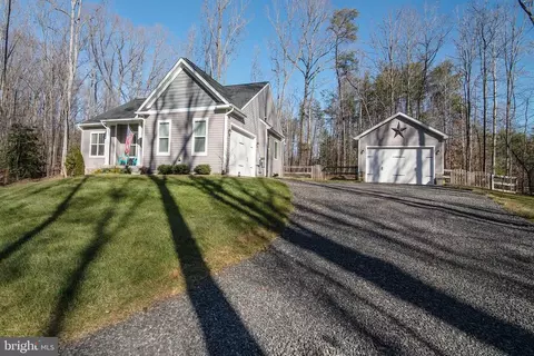 8483 Swan Woods Rd, Rhoadesville, VA 22542 photo 3