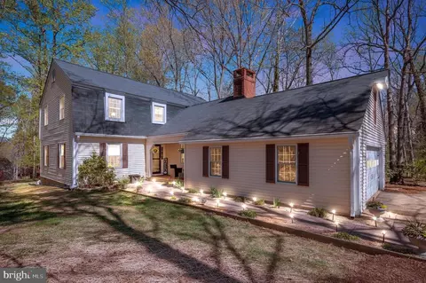 104 Eagle Ct, Locust Grove, VA 22508