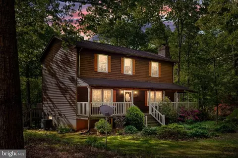 31170 Price Rd, Locust Grove, VA 22508