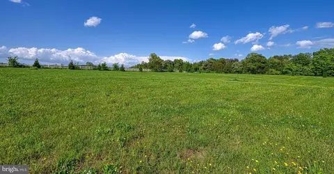 Lands End Dr, Orange, VA 22960