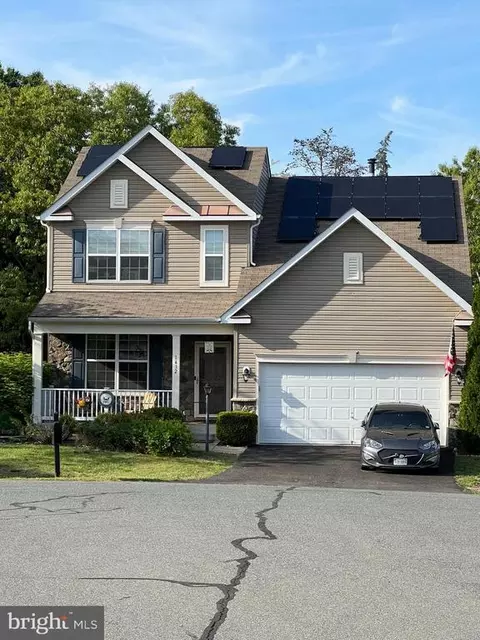 1432 Chesterfield Rd, Locust Grove, VA 22508