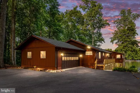 125 Hillside Dr, Locust Grove, VA 22508
