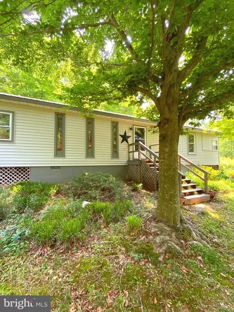 10489 Arrow Head Dr, Barboursville, VA 22923