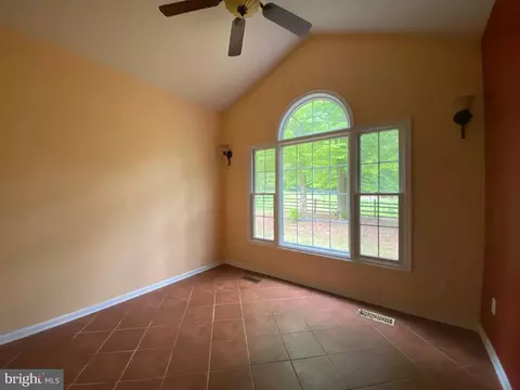 9595 Grasty Gold Mine Rd, Rhoadesville, VA 22542 photo 12
