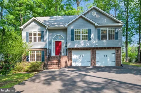 4215 Lakeview Pkwy, Locust Grove, VA 22508