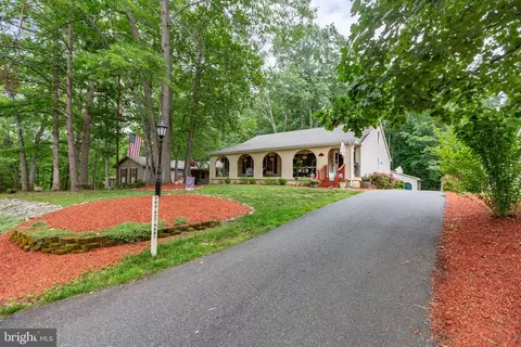 135 Washington St, Locust Grove, VA 22508