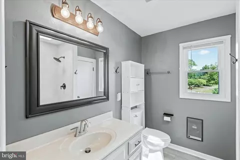 416 E Main St E, Orange, VA 22960 photo 13