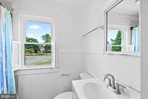 416 E Main St E, Orange, VA 22960 photo 17