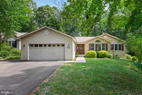 113 Winchester Ln, Locust Grove, VA 22508