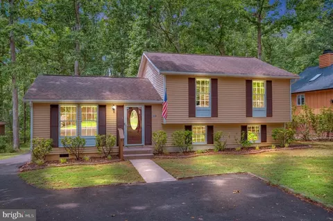 113 Meadowview Ln, Locust Grove, VA 22508