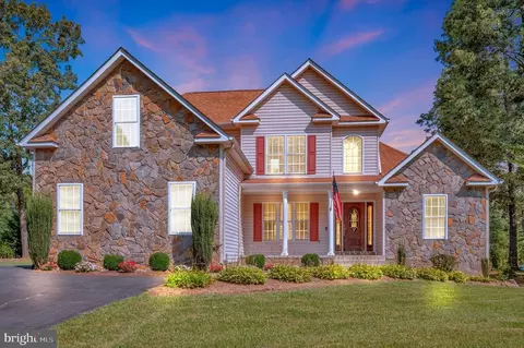 100 Yorktown Blvd, Locust Grove, VA 22508