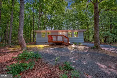 1311 Lakeview Pkwy, Locust Grove, VA 22508