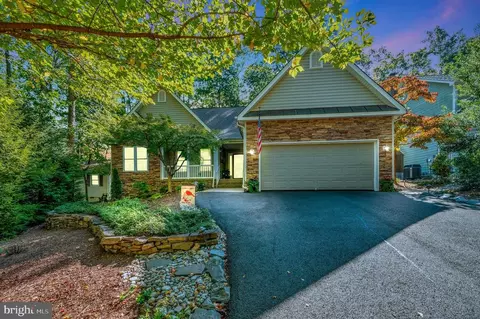 716 Gold Valley Rd, Locust Grove, VA 22508