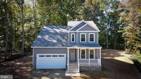 216 Saylers Creek Rd, Locust Grove, VA 22508
