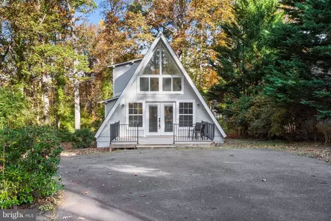 101 Nugget Dr, Locust Grove, VA 22508