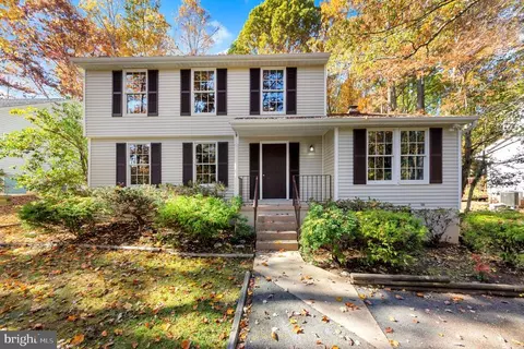 204 Battlefield Rd, Locust Grove, VA 22508