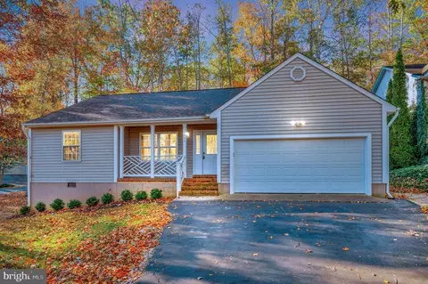 201 Beachside Cv, Locust Grove, VA 22508