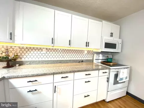 167 E Main St E, Orange, VA 22960 photo 10